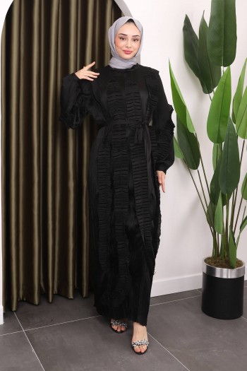 Siyah Fırfır Detaylı Piliseli Elbise